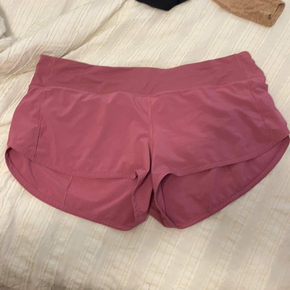 Lulu lemon speed up short